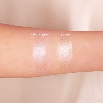 Soft Glow Highlighter Stick Champagne